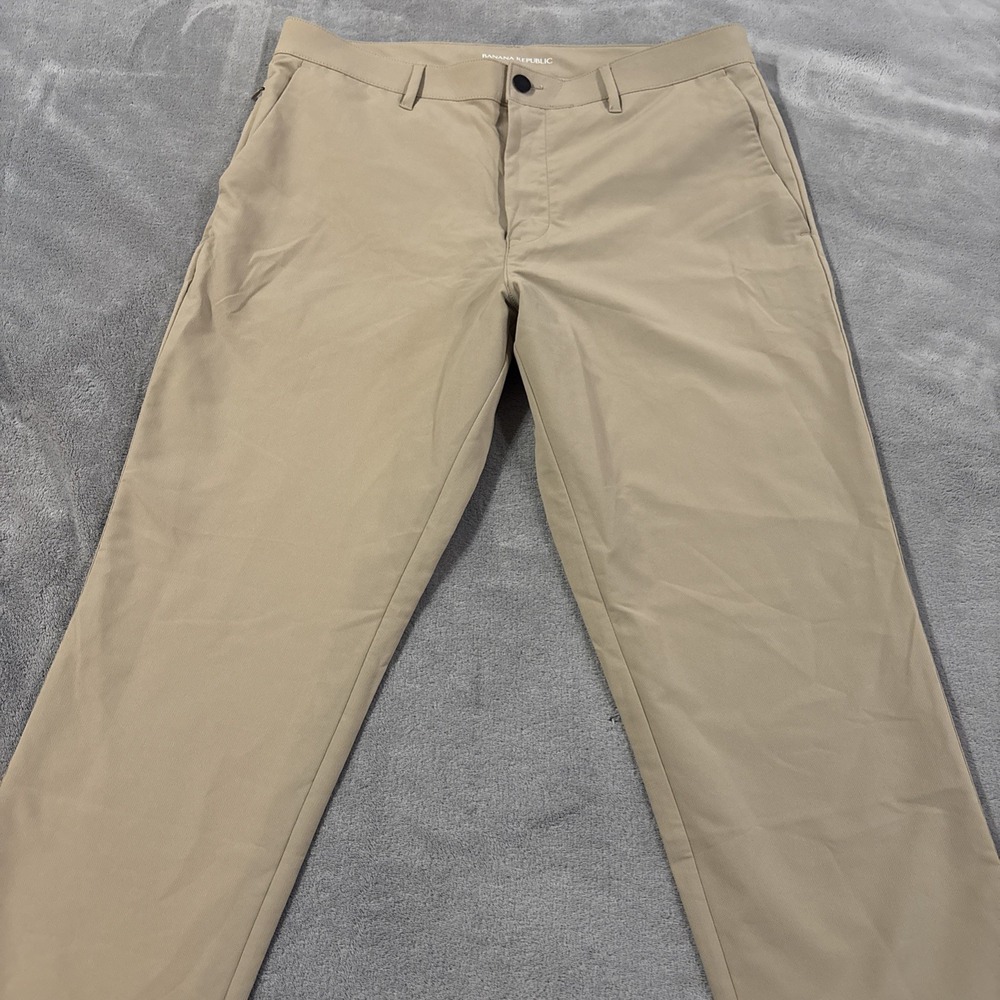 Banana Republic Mens Pants 34x30 Beige Chino Classic Flat Front Preppy Golf #J11